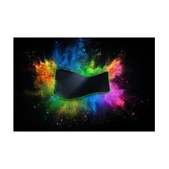 Razer Goliathus Extended Chroma Mouse Pad - Ultimate Precision & Stunning RGB Lighting!
